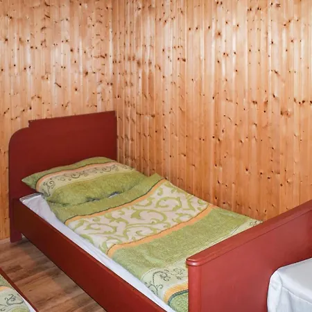 Two-bedroom Holiday In Casa vacanze Balatonboglár