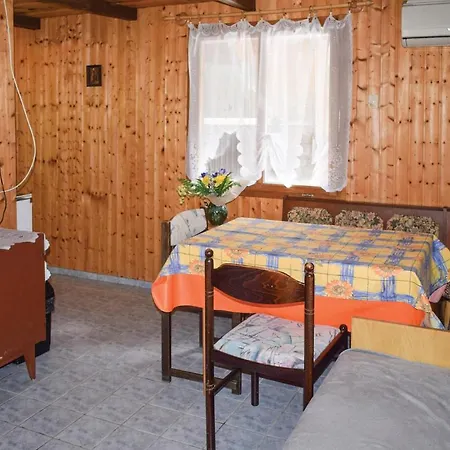 Ferienhaus Two-bedroom Holiday In Balatonboglár